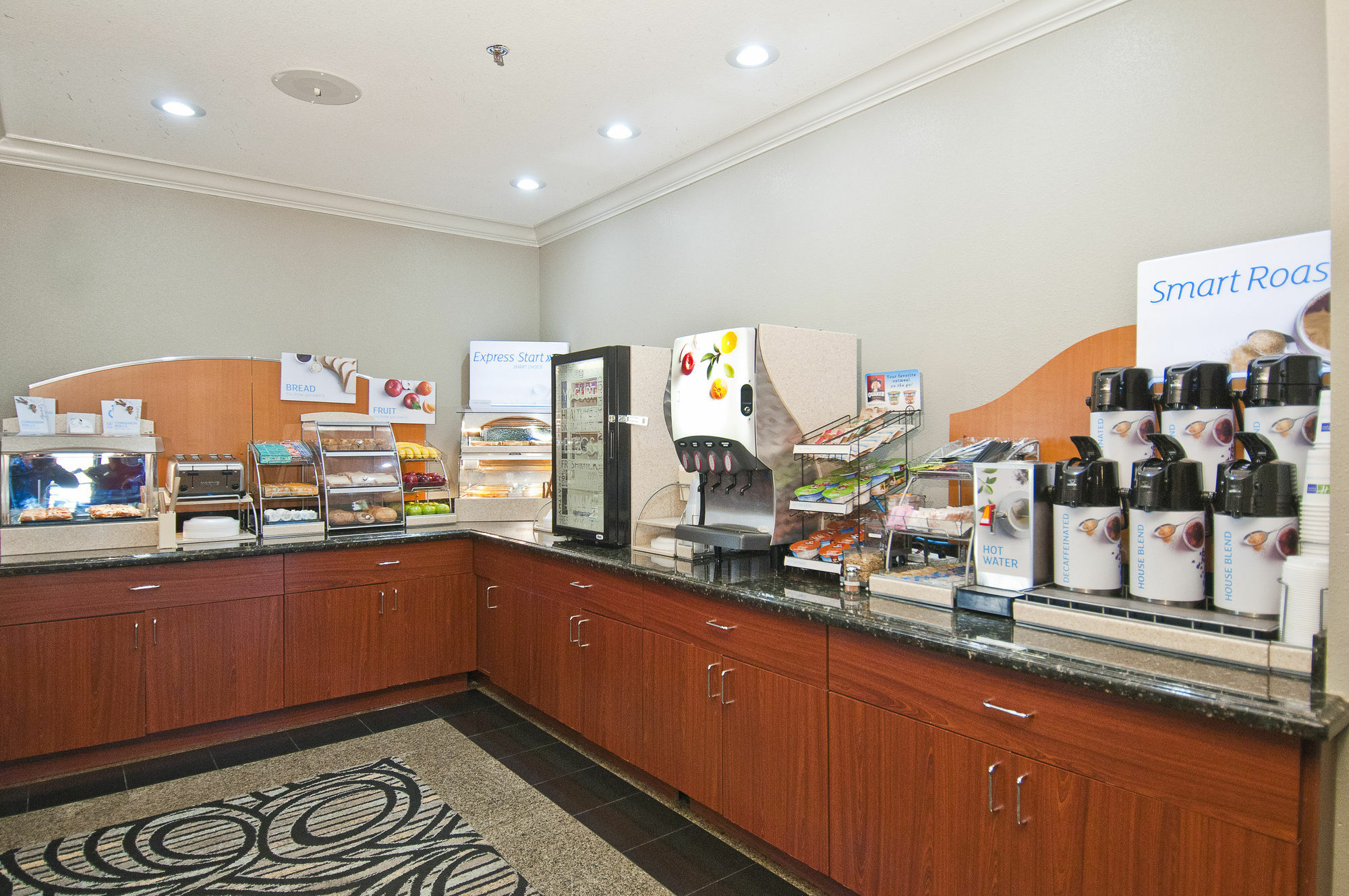 Holiday Inn Express Hotel And Suites Lake Charles By Ihg Exterior foto